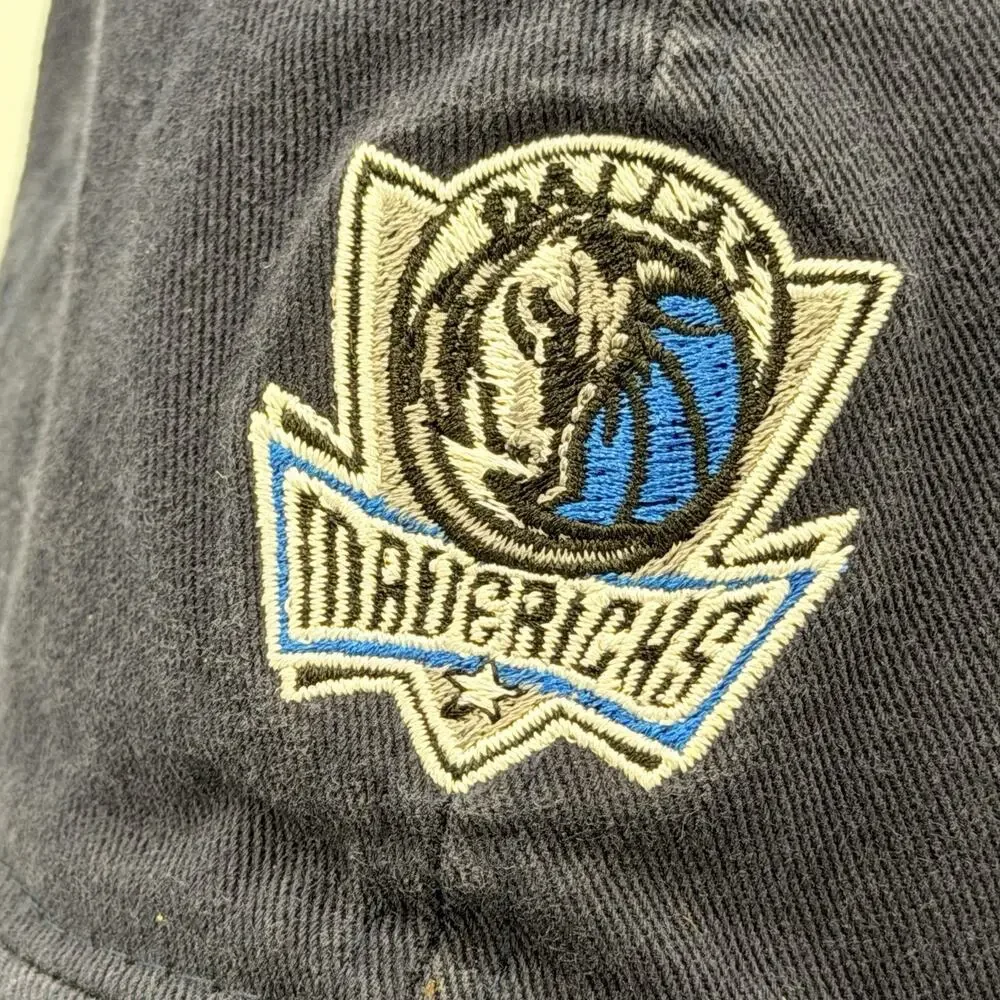 Adidas Dallas Mavericks NBA Navy Embroidered Logo Strapback Hat